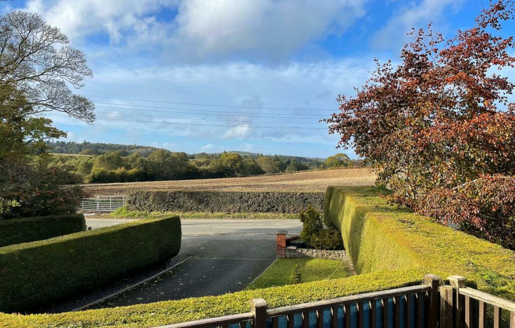 Additional image 35 of Black Brook, Sychdyn, Mold