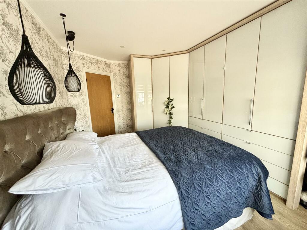 Additional image 13 of Thorndon Avenue, West Horndon, Brentwood