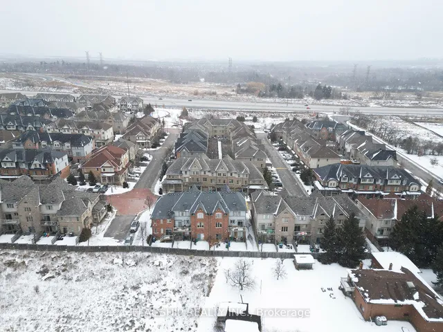 Additional image 29 of 19 Cedar Lake Cres