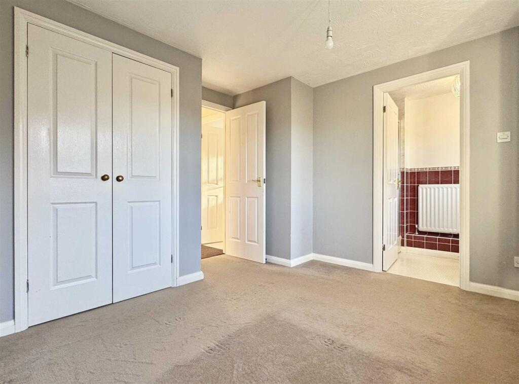 Additional image 11 of Sun Lido Square Gardens, Braintree