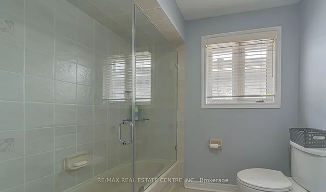 Additional image 30 of 92 Oaklea Blvd