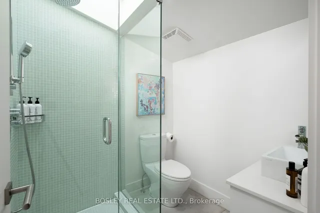 Additional image 32 of 41 Garden Ave