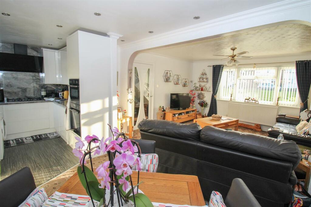 Additional image 7 of Little Cattins, Harlow