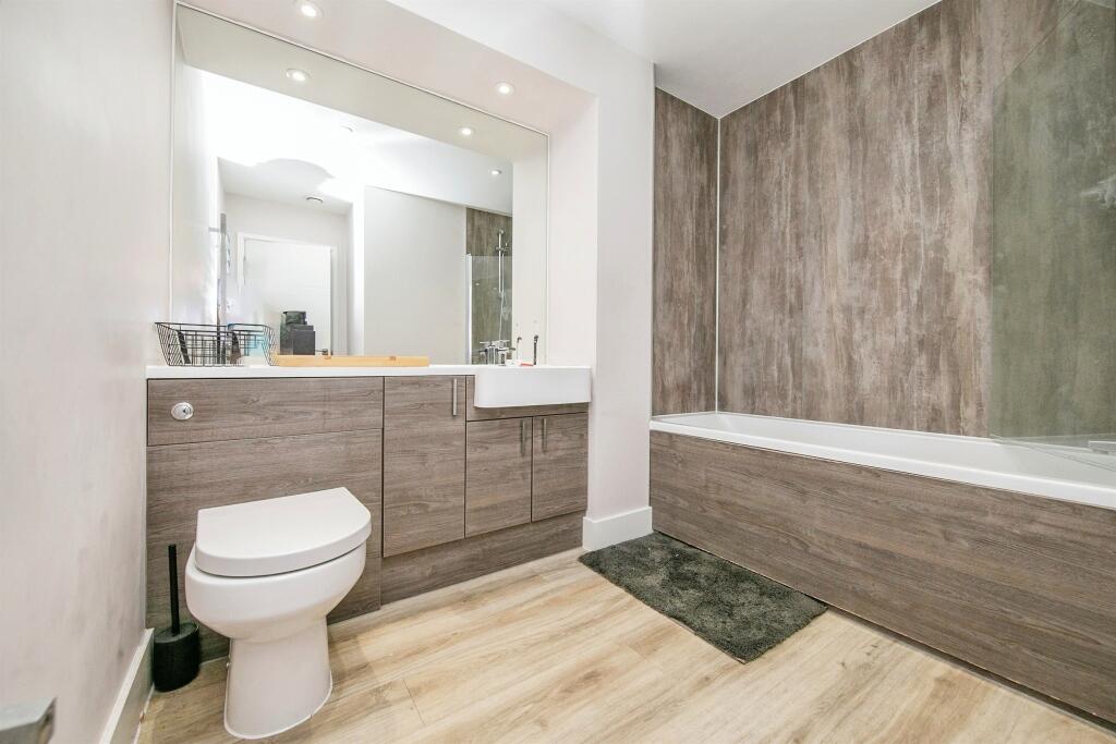 Additional image 13 of Bergholt Road, Colchester