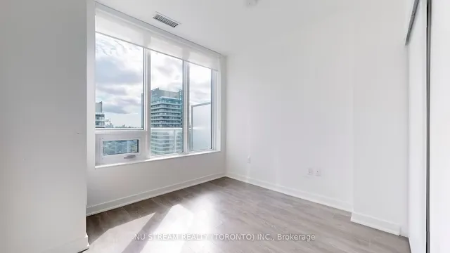 Additional image 11 of 195 Redpath Ave Unit PH06