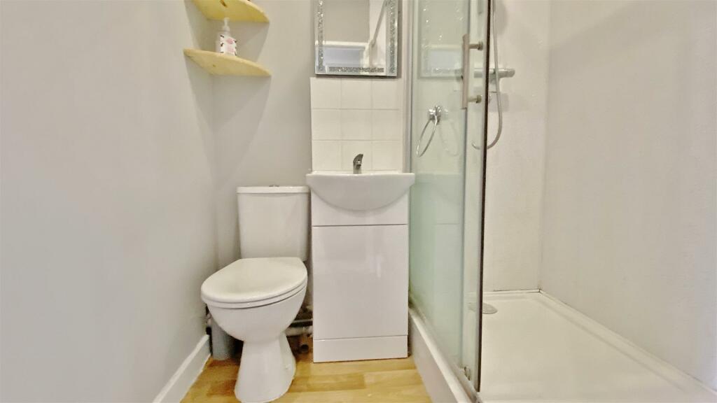 Additional image 18 of Walton Road, Walton On The Naze