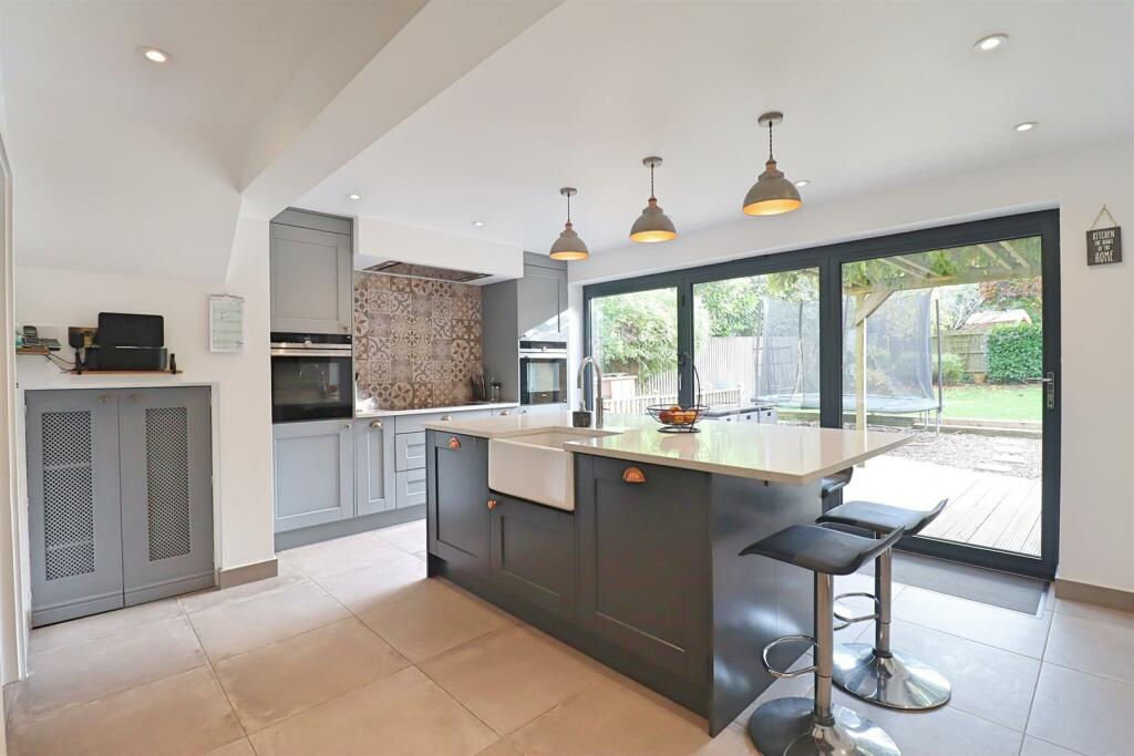 Additional image 2 of Grantham Avenue, Great Notley, Braintree