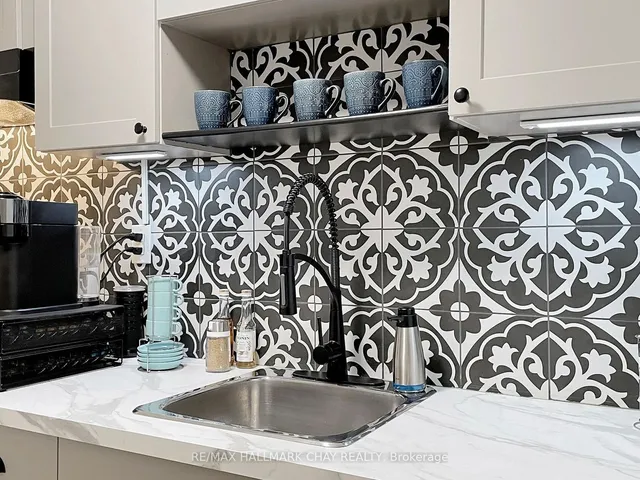 Additional image 26 of 16 Edinborough Crt