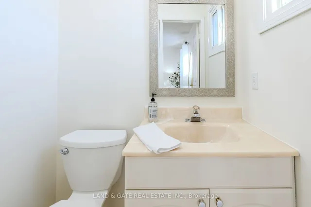 Additional image 24 of 11 Golders Green Ave