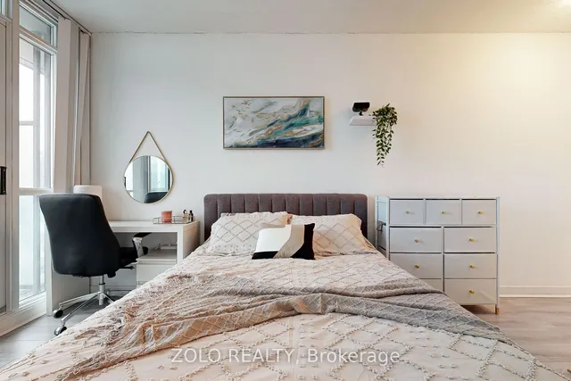 Additional image 26 of 25 Capreol Crt Unit 3306