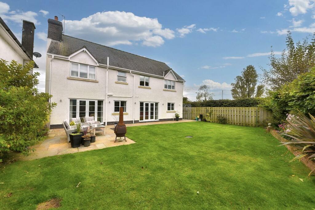 Additional image 2 of Rhosesmor, Mold