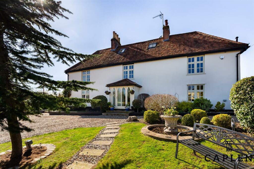 Additional image 43 of Fiddlers Hamlet