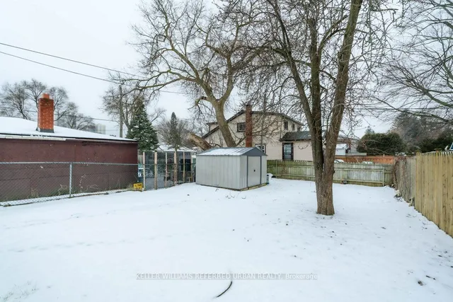 Additional image 33 of 984 Victoria Park Ave
