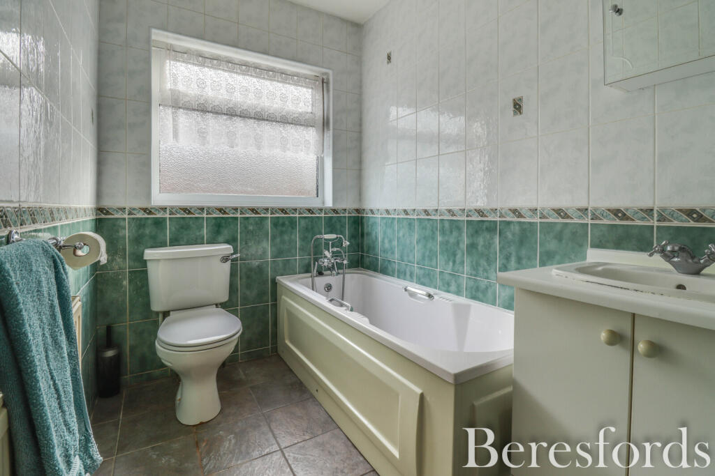 Additional image 12 of Oakroyd Avenue, Dunmow, CM6