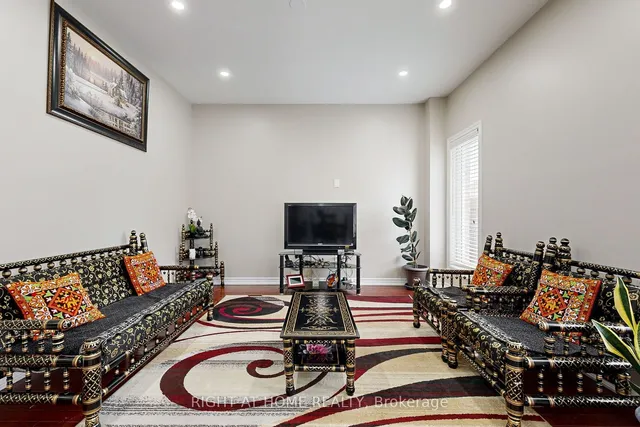 Additional image 6 of 16 Sculptor St