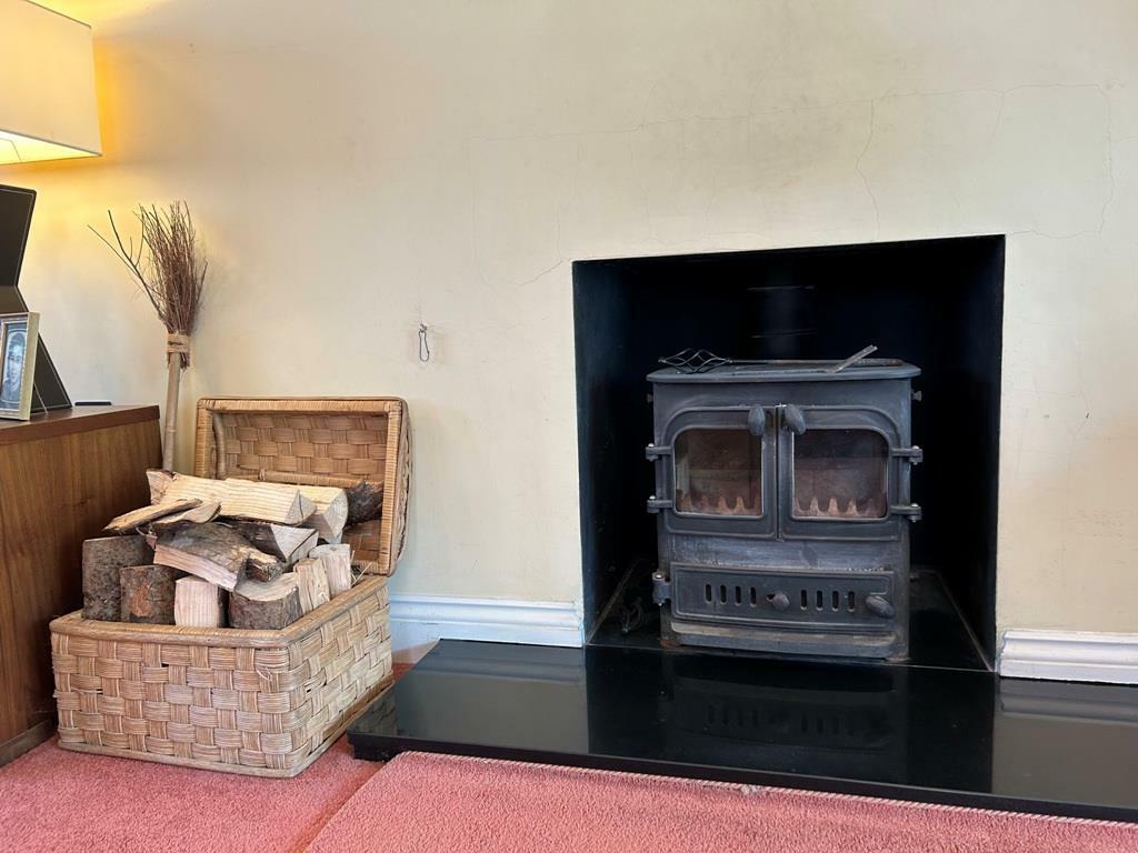 Additional image 7 of Camoise Close, Toppesfield