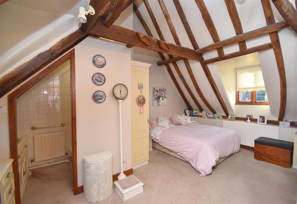 Additional image 8 of Copt Hill, Danbury