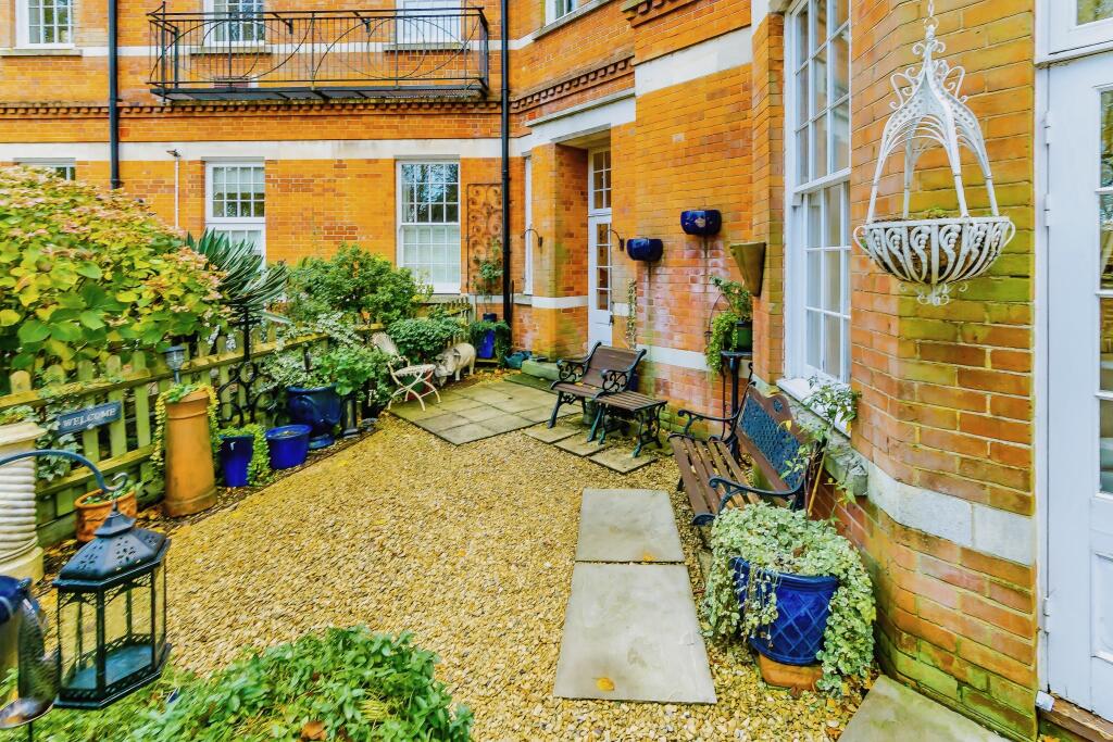 Additional image 2 of Beckett Road, Coulsdon, Surrey, CR5