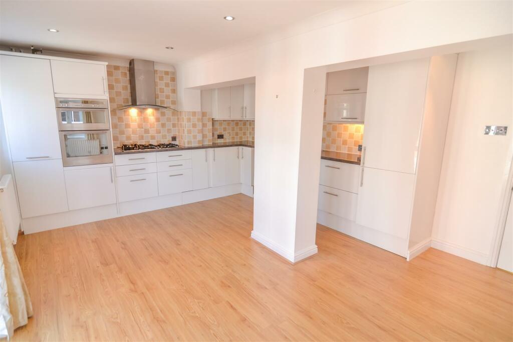 Additional image 6 of Laburnum Farm Close, Ness