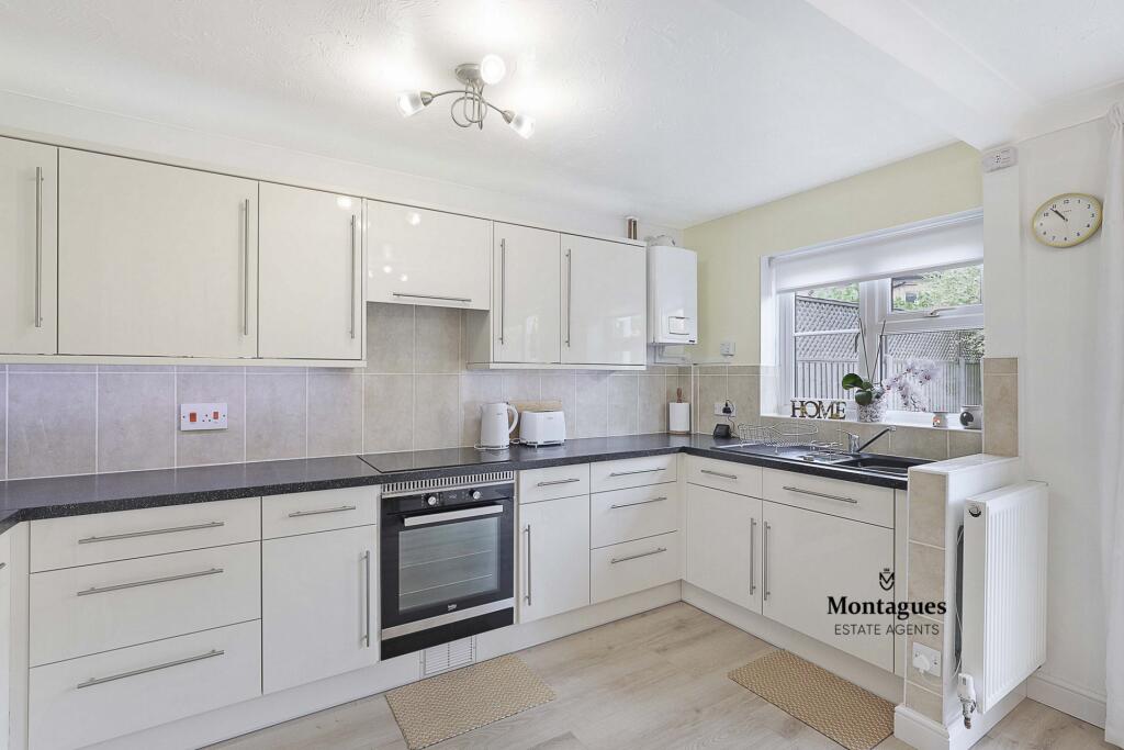 Additional image 4 of Slade End, Theydon Bois, CM16