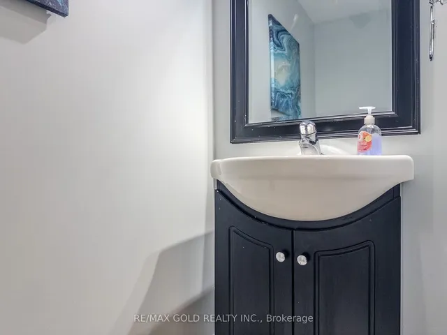 Additional image 22 of 21 Milkweed Cres