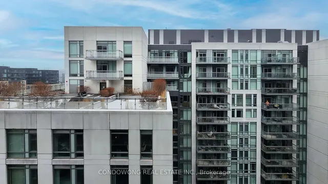 Additional image 16 of 111 Bathurst St Unit 1410