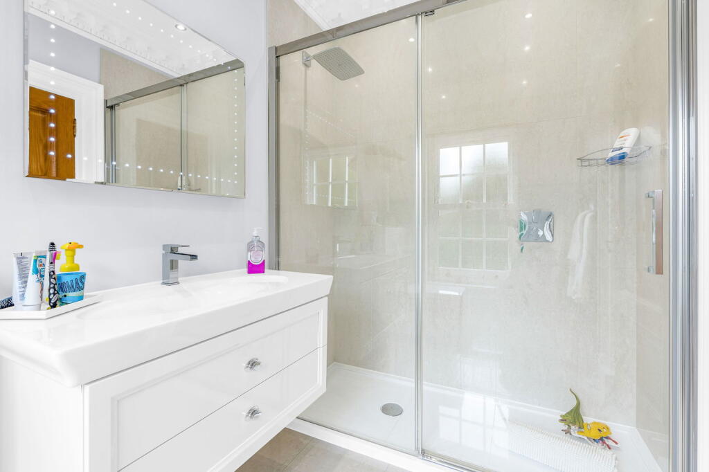 Additional image 41 of Heronway, Hutton, Brentwood, CM13 2LX