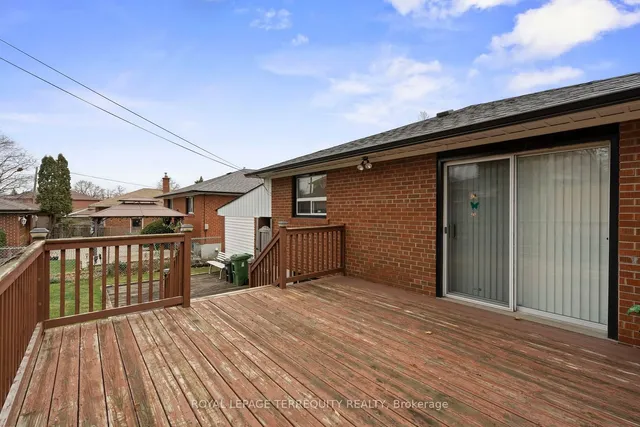 Additional image 30 of 63 Packard Blvd