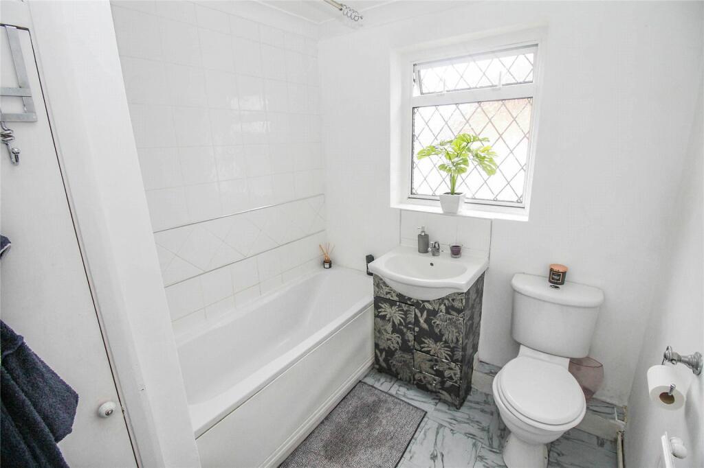 Additional image 10 of Heybridge Road, Ingatestone, Essex, CM4