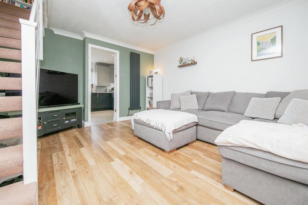 Additional image 5 of California Close, Colchester