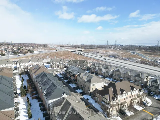 Additional image 33 of 19 Cedar Lake Cres