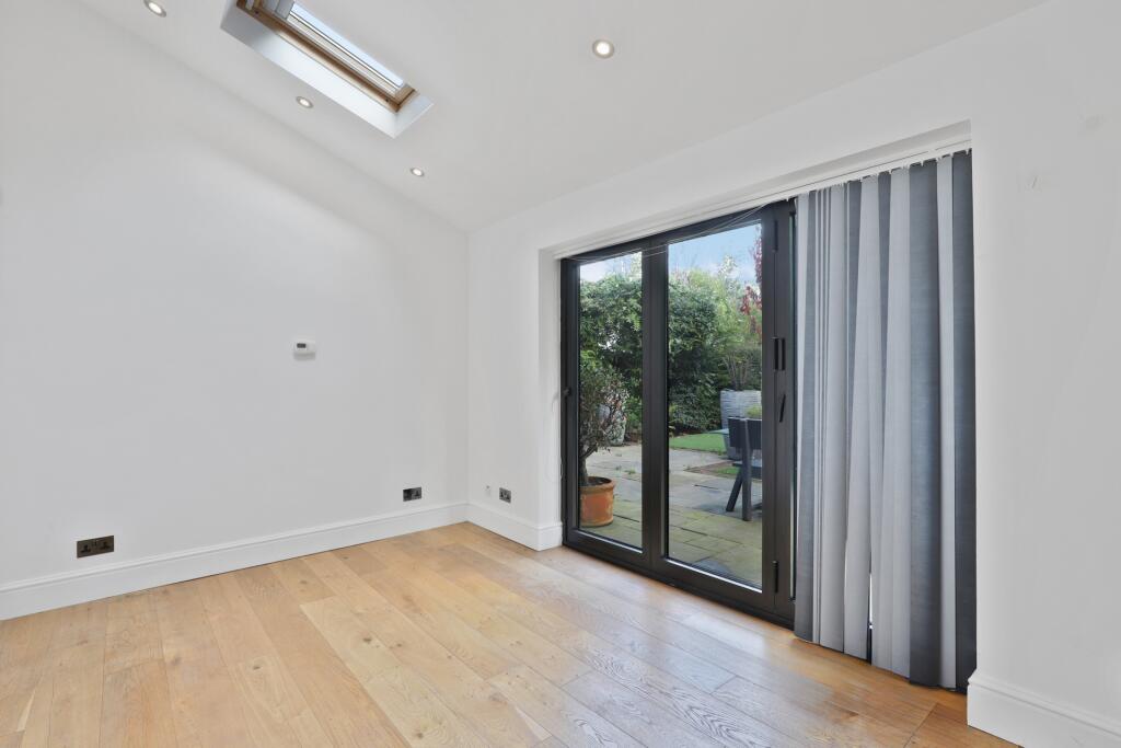 Additional image 13 of Lindsey Street, Epping, CM16