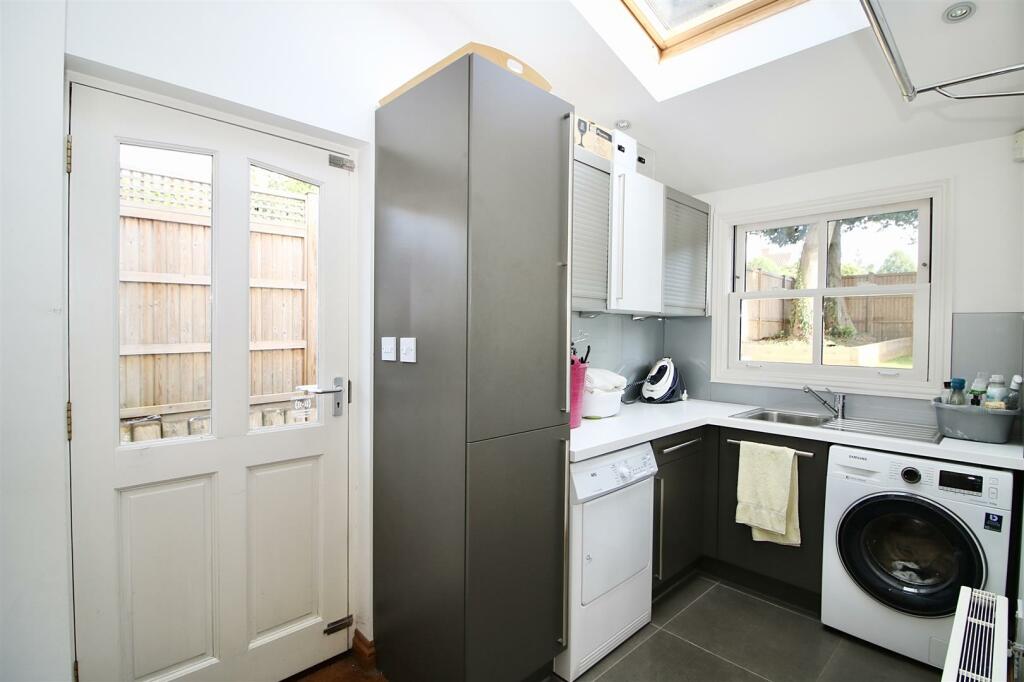 Additional image 12 of Shanklin Avenue, Billericay