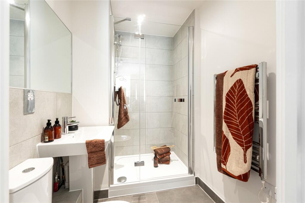 Additional image 4 of Cherry Orchard Road, Croydon, CR0