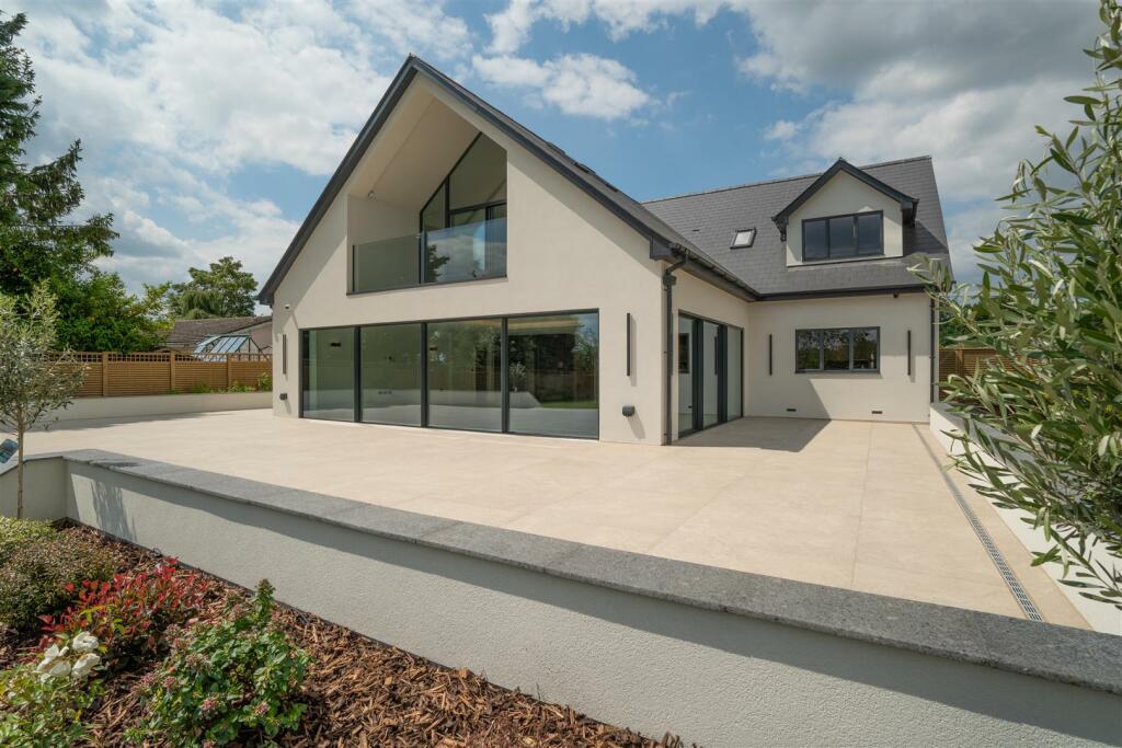 Additional image 60 of Broomhills Chase, Little Burstead, Billericay