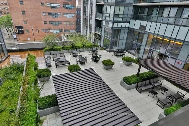 Additional image 29 of 460 Adelaide St Unit 1817