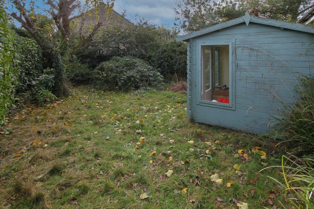 Additional image 16 of Elmtree Avenue, Kelvedon Hatch, Brentwood