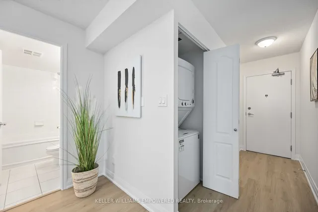 Additional image 5 of 1 Rean Dr Unit 714