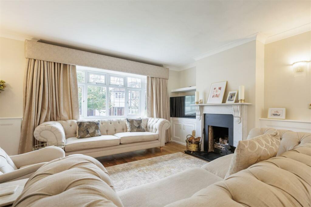 Additional image 7 of Dukes Avenue, Theydon Bois