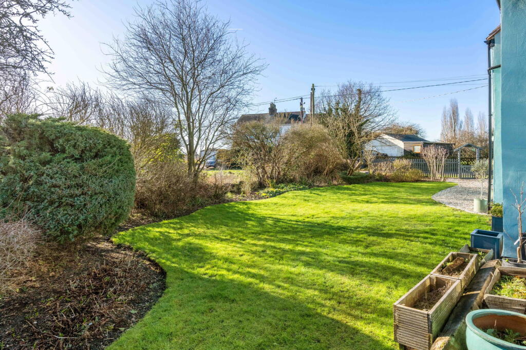 Additional image 44 of Brook End Road South, Chelmsford