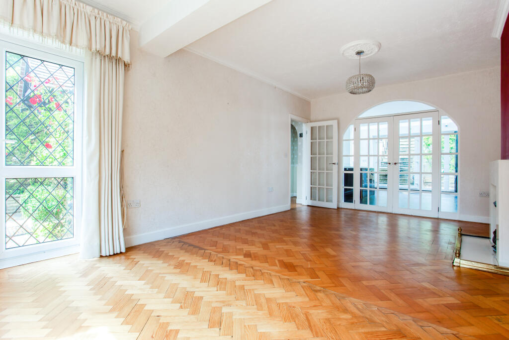 Additional image 14 of Harestone Valley Road, Caterham, CR3