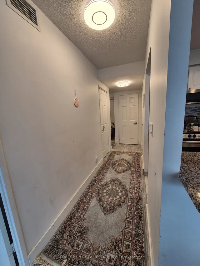 Additional image 9 of 1 Lee Centre Dr Unit 1008