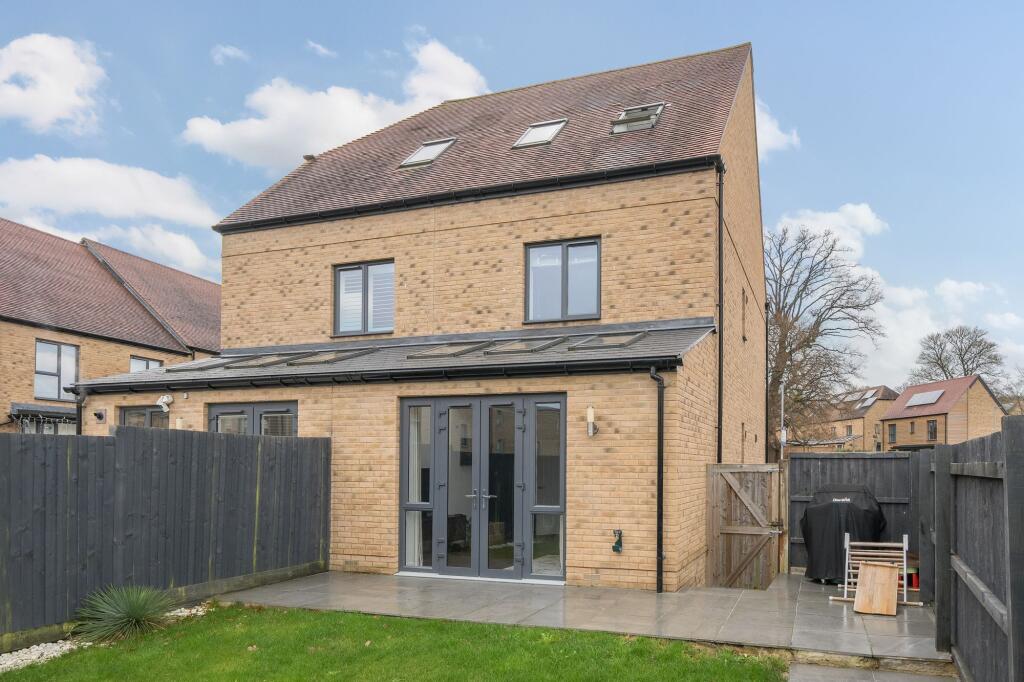 Additional image 20 of Van Brugh Avenue, Coulsdon, CR5