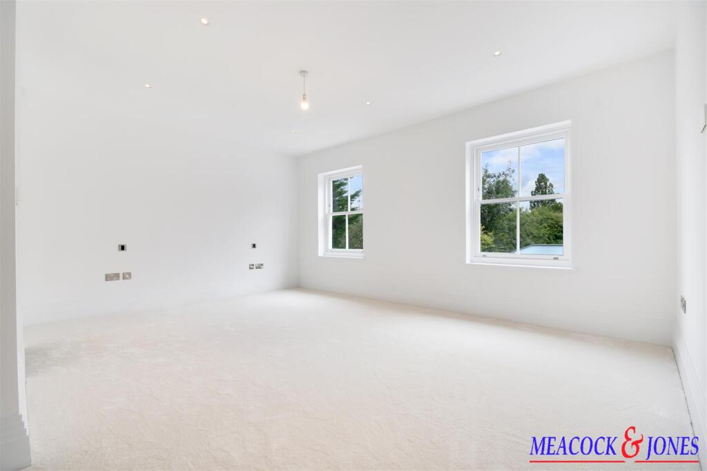 Additional image 23 of Ridgeway, Hutton Mount, Brentwood