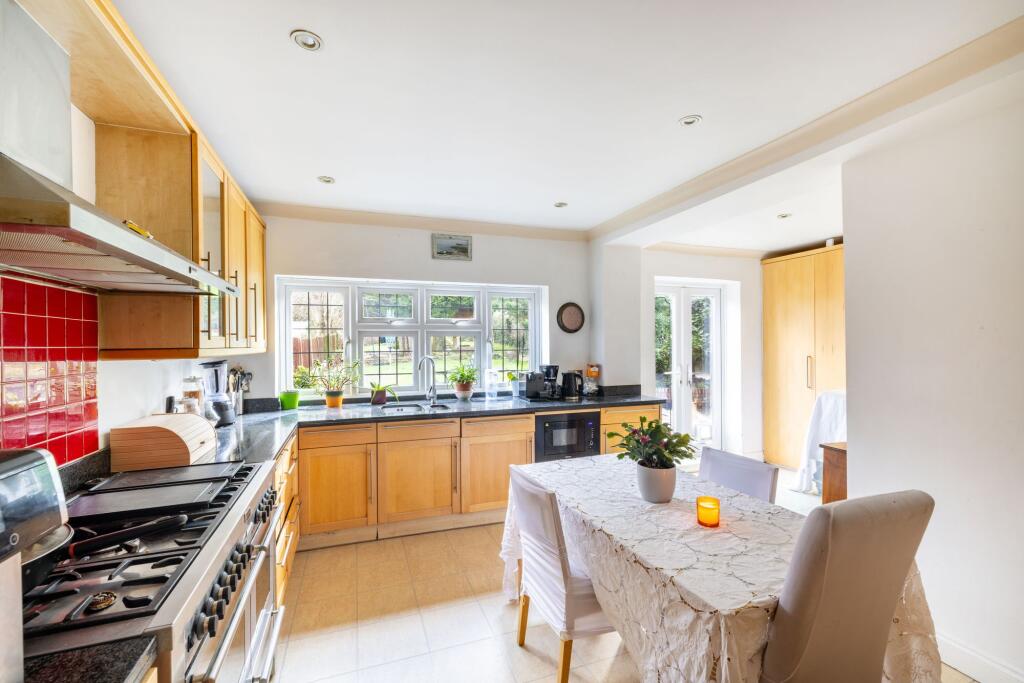 Additional image 14 of Crest Road, South Croydon, CR2