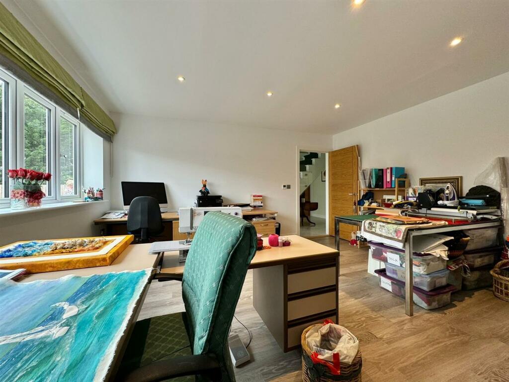 Additional image 18 of Oaklands Stoney Hills, Burnham-On-Crouch