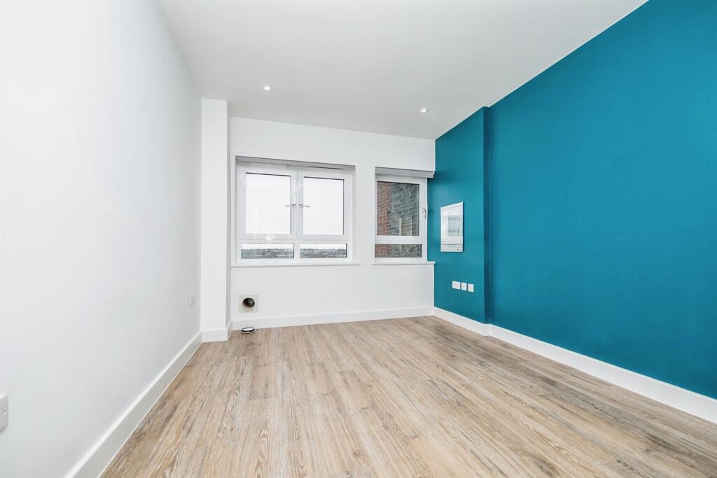 Additional image 12 of High Street, Colchester