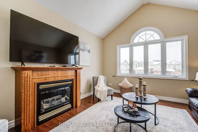 Additional image 18 of 61 Bush Clover Cres