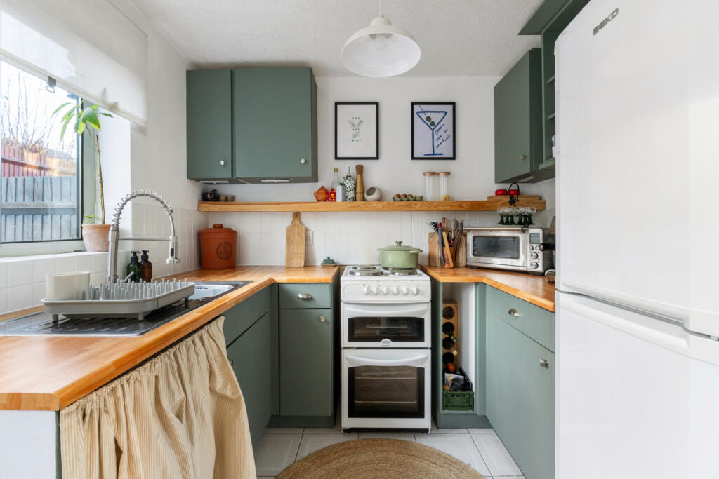 Additional image 8 of Stoney Place, Stansted, CM24