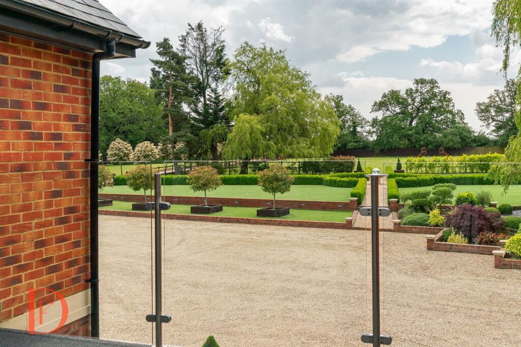 Additional image 28 of Coopersale Lane, Theydon Bois